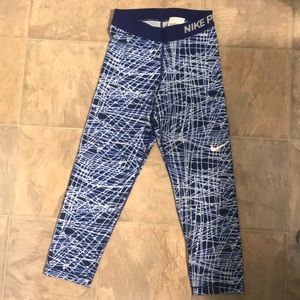 Nike capris